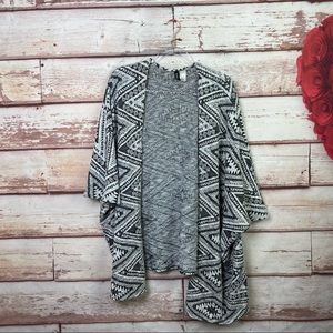 H&M Dividend Aztec open cardigan